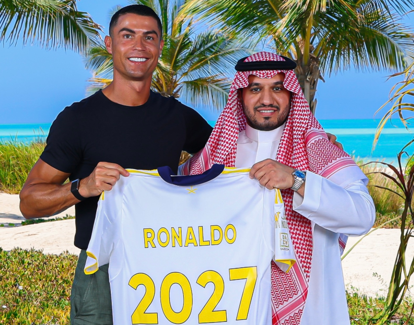 Ronaldo gắn bó tới 2027 cùng Al Nassr
